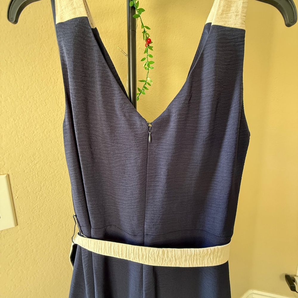 Navy Sleeveless Dress with Cream Belt - Picture 3 of 5